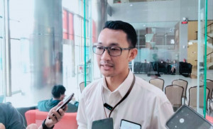 Gubernur Riau Terjaring  OTT KPK, Ada 10 Orang Diamankan