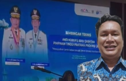 Noviardi Ferzi, Pengamat Kebijakan Publik