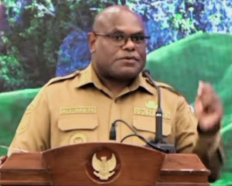 Gubernur Papua Tengah, Meki Nawipa 