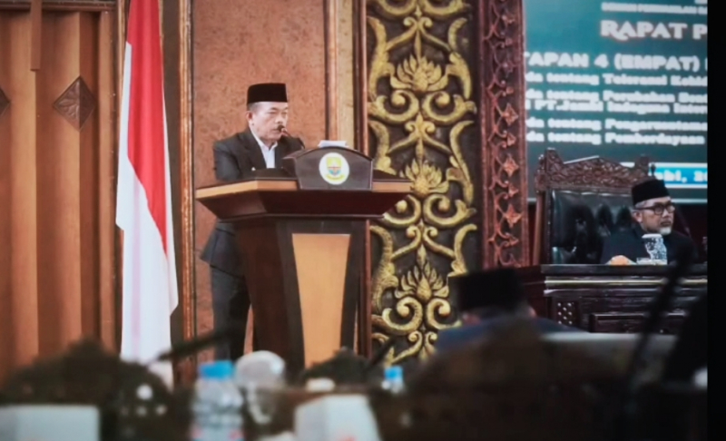 Anggaran Rp57 Miliar Kembali Bergolak, Gubernur Jambi Dicecar DPRD hingga Ucapan Sumpah di Rapat Paripurna