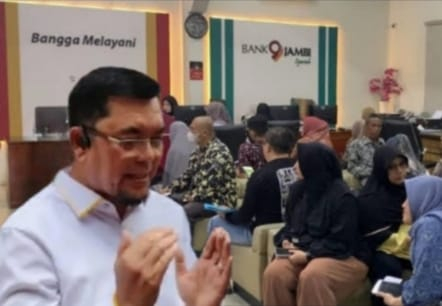 RDP : Bank Jambi Tetap Solid, DPRD dan OJK Pastikan Dana Nasabah 100 Persen Aman