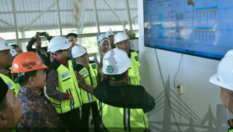 Walikota Jambi Maulana Saat Melakukan Peninjuan IPA Aur Duri