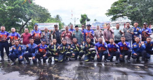 Wali Kota Maulana Lepas Tim Damkar Kota Jambi ke Ajang Firefighter Skill Competition di Palembang