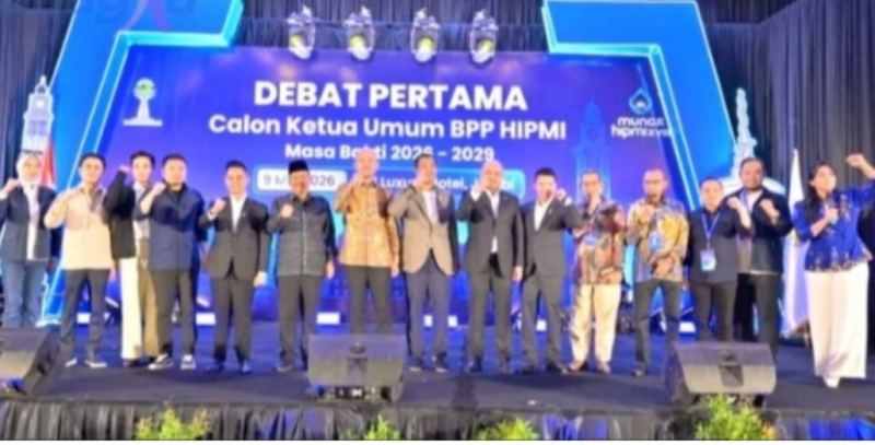 Walikota Jambi Maulana Saat Menghadiri
debat perdana calon Ketua Umum BPP HIPMI periode 2026–2029. 