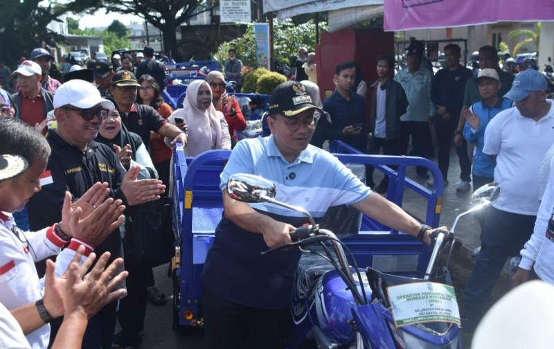 Wali Kota Jambi, Maulana Resmikan  Kampung Bahagia. 