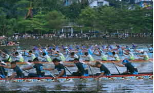 Festival Danau Sipin 2026 Meriah, Pacu Perahu Tradisional Sedot Ribuan Penonton