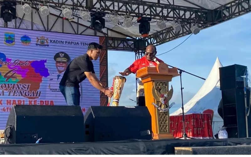 Gubernur Papua Tengah, Meki Nawipa 