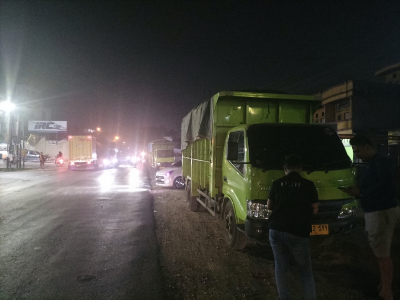 Hari Ketiga Aksi Damai, Warga Simpang Jerbol Hentikan Tujuh Angkutan Batu Bara Diduga Langgar Jam Operasional