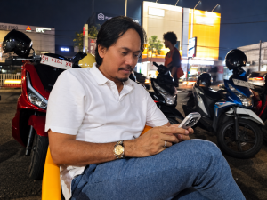 Buka Blokir Bukan Akhir Zona Merah Harus Diputus Pengadilan
